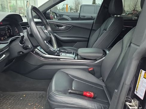 Used 2019 Audi Q8 Prestige image 7