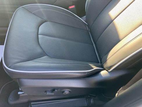 New 2026 Chrysler Pacifica Limited w/ S Appearance Package FWD image 13
