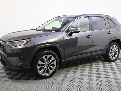 Used 2019 Toyota RAV4 XLE Premium w/ Cold Weather Package AWD/4WD image 2