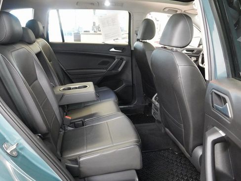 Used 2019 Volkswagen Tiguan S image 30