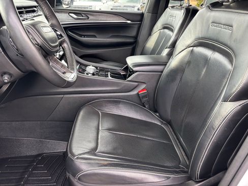 Used 2024 Jeep Grand Cherokee Overland w/ Trailer Tow Package image 16