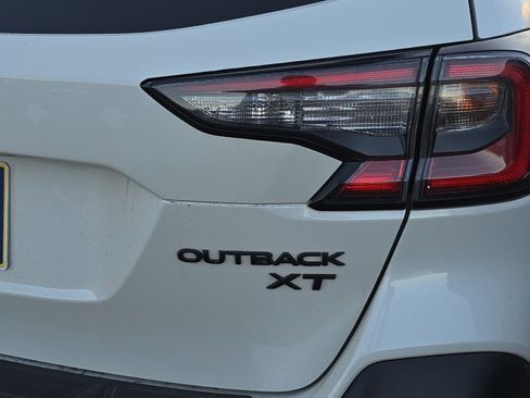 Used 2021 Subaru Outback Onyx Edition XT w/ Popular Package #2 image 5