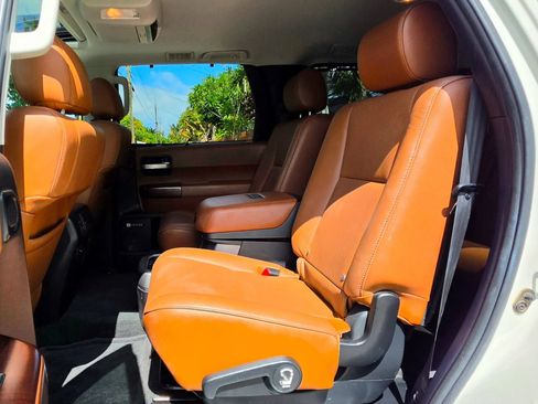 Used 2015 Toyota Sequoia Platinum RWD image 13