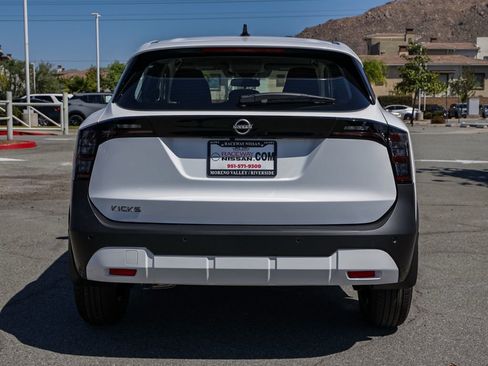 New 2026 Nissan Kicks S FWD image 5