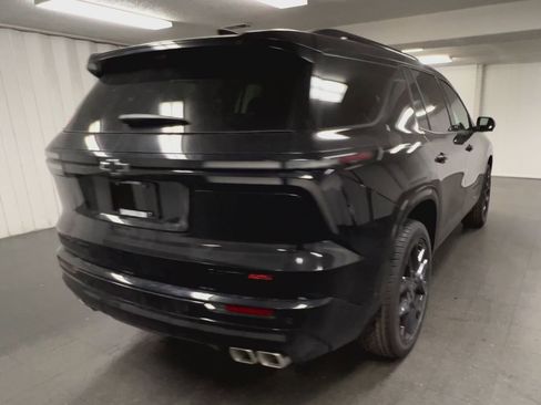 New 2026 Chevrolet Traverse RS w/ LPO, Floor Liner Package image 44