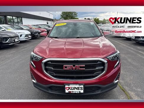 Used 2018 GMC Terrain SLE w/ Driver Convenience Package AWD/4WD image 13