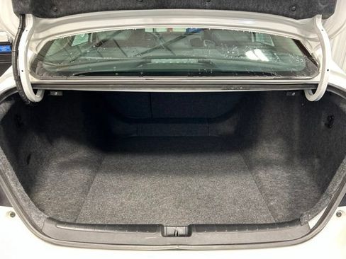 Certified 2022 Honda Accord Touring image 23