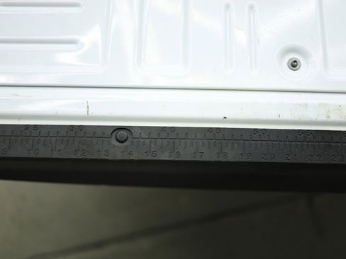 Used 2023 Ford F350 Lariat image 9