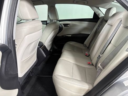 Used 2018 Toyota Avalon XLE w/ All Weather Liner Package FWD image 40