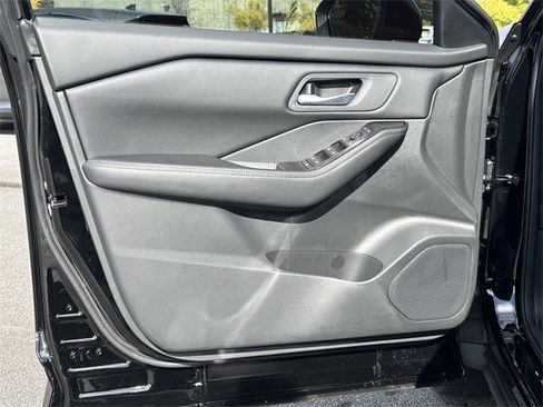 New 2026 Nissan Rogue SV image 11