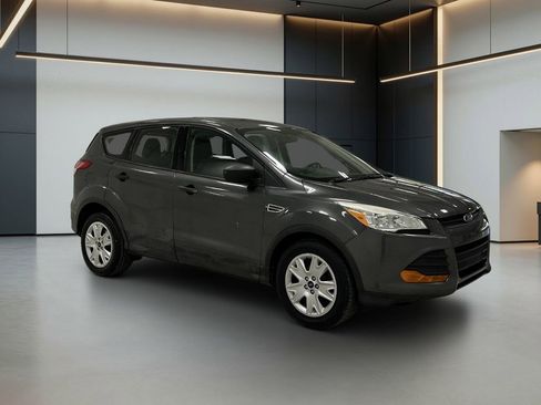 Used 2016 Ford Escape S FWD image 7