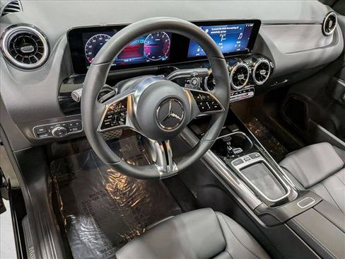 Used 2026 Mercedes-Benz GLA 250 image 10