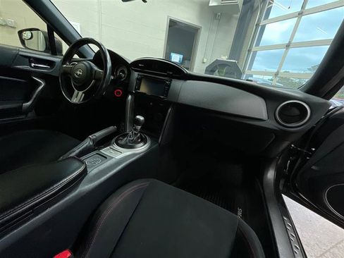 Used 2015 Scion FR-S RWD image 21