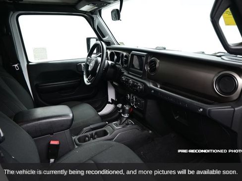 Used 2021 Jeep Wrangler Unlimited Sport AWD/4WD image 17