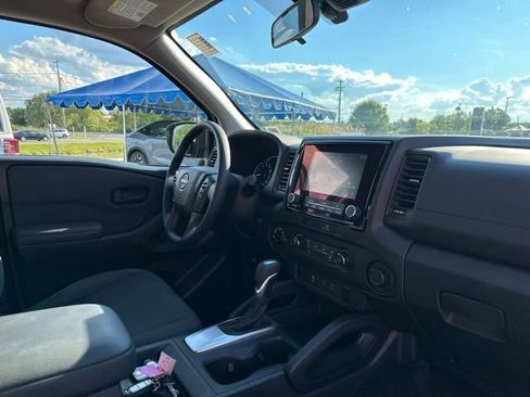 Used 2022 Nissan Frontier S w/ Technology Package AWD/4WD image 19