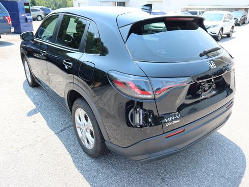 Used 2024 Honda HR-V LX image 7