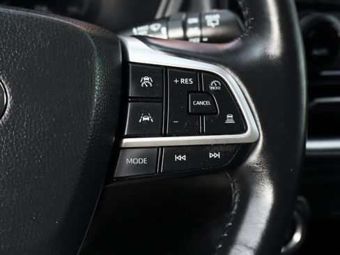 Used 2024 Toyota Grand Highlander AWD image 25