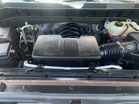 Used 2019 Chevrolet Silverado 1500 RST AWD/4WD image 25