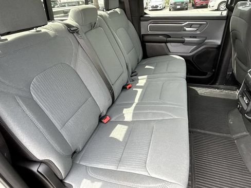 Used 2022 RAM 1500 Big Horn AWD/4WD image 14