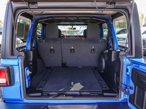 Certified 2021 Jeep Wrangler Unlimited Rubicon w/ Xtreme Recon 35" Tire Package image 25