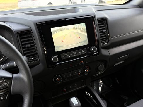 Used 2023 Nissan Frontier SV w/ Midnight Edition Package RWD image 33