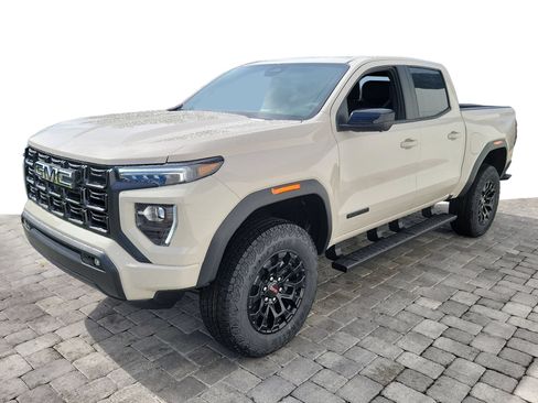 New 2026 GMC Canyon Elevation w/ Convenience Package RWD image 3