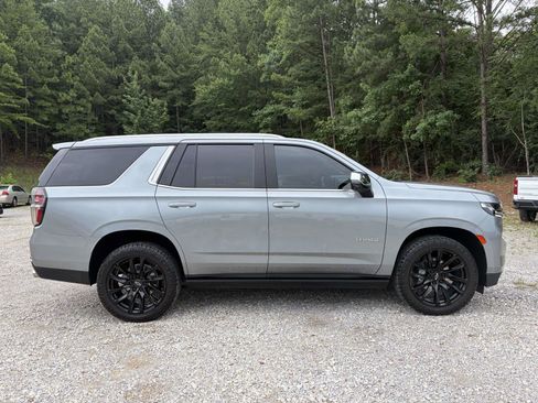 Used 2023 Chevrolet Tahoe Premier AWD/4WD image 21