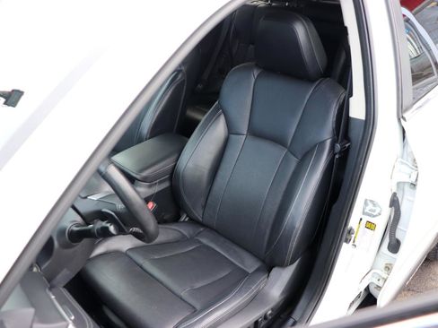 Used 2024 Subaru Outback Limited XT image 11