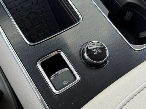 New 2026 Lincoln Aviator AWD image 31