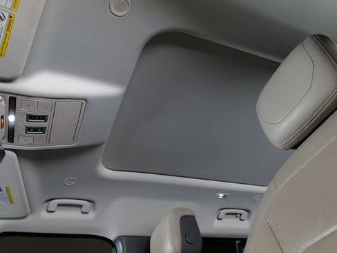 Used 2020 Land Rover Defender 110 HSE image 22