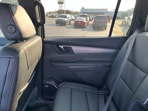New 2026 Buick Enclave Preferred w/ Power Package FWD image 12