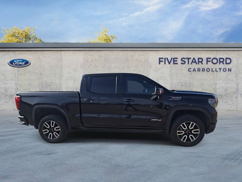 Used 2023 GMC Sierra 1500 AT4 w/ Technology Package image 9