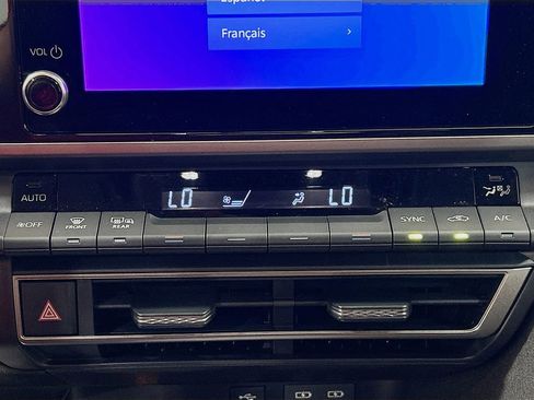 New 2026 Toyota Camry LE w/ Convenience Package FWD image 15