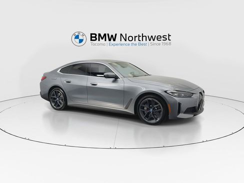 Used 2023 BMW i4 eDrive35 w/ Premium Package RWD image 6