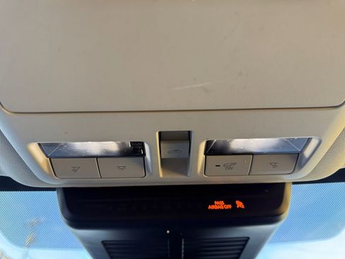 Used 2024 MAZDA CX-90 Plug-In Hybrid w/ Premium Pkg image 19