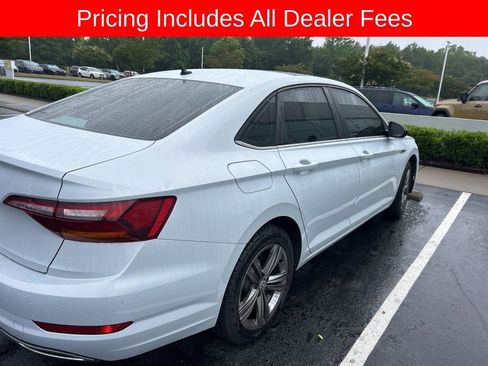 Used 2019 Volkswagen Jetta R-Line FWD image 6