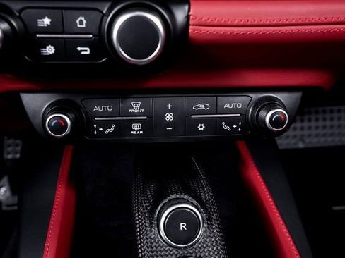 Certified 2020 Ferrari Portofino image 48