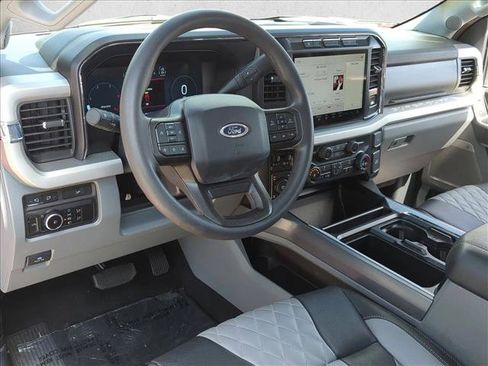 Used 2024 Ford F250 XLT w/ XLT Premium Package AWD/4WD image 10