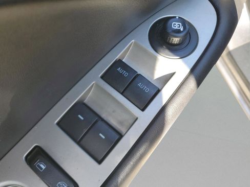 Used 2012 Ford Fusion SEL FWD image 13