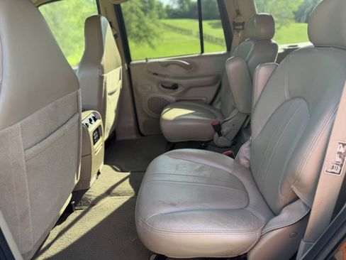 Used 2001 Ford Expedition Eddie Bauer RWD image 21