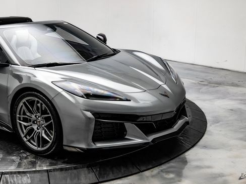 Used 2024 Chevrolet Corvette Z06 image 30