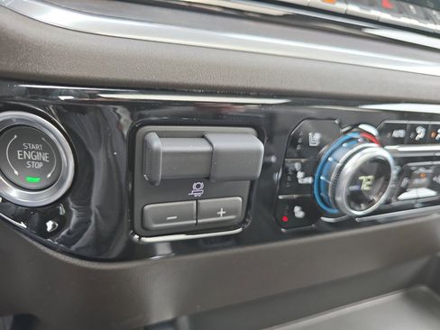 New 2026 GMC Sierra 1500 SLT w/ SLT Premium Plus Package image 27