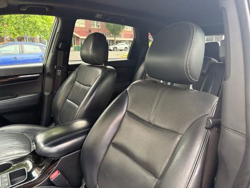Used 2014 Kia Sorento SX w/ 3rd Row Package FWD image 7