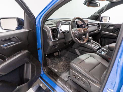 Used 2025 GMC Canyon Elevation w/ Convenience Package AWD/4WD image 15