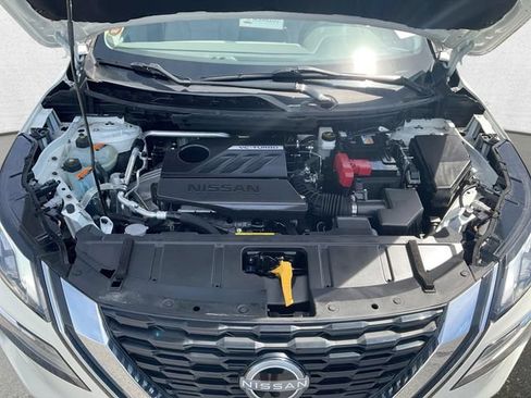 Used 2023 Nissan Rogue SV AWD/4WD image 34