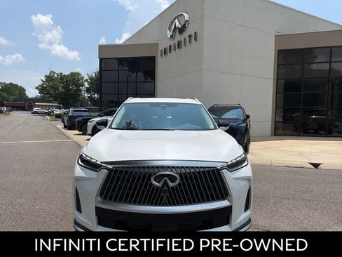 Certified 2026 INFINITI QX60 Luxe w/ Cargo Package FWD image 3