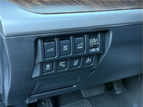 Used 2015 Subaru Outback 2.5i Limited image 15