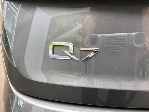 Used 2023 Audi Q7 2.0T Premium Plus AWD/4WD image 33
