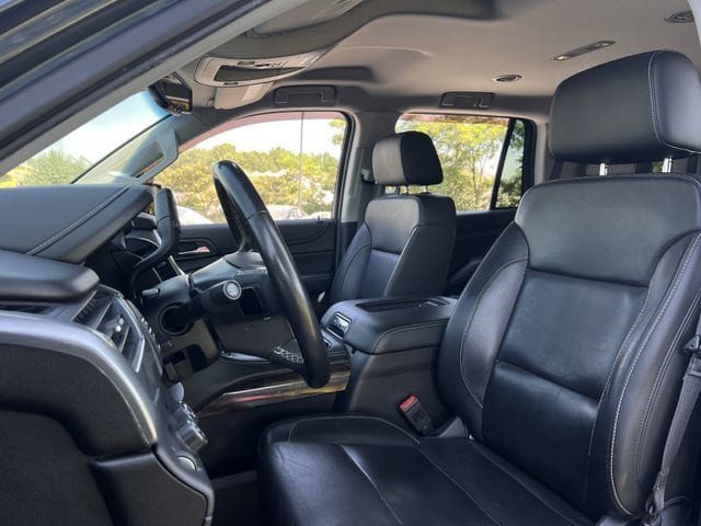 Used 2019 Chevrolet Tahoe LT w/ Off-Road Package AWD/4WD image 11