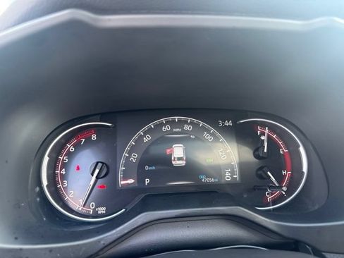 Used 2025 Toyota RAV4 XLE Premium w/ Weather Package AWD/4WD image 18